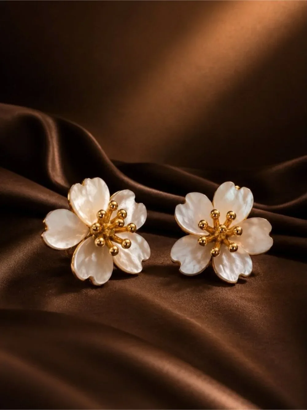 Anthropologie flower shaped